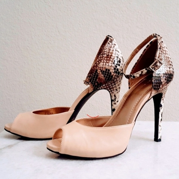 BCBGeneration Imma Snakeskin Ankle Strap Heels - Picture 1 of 7